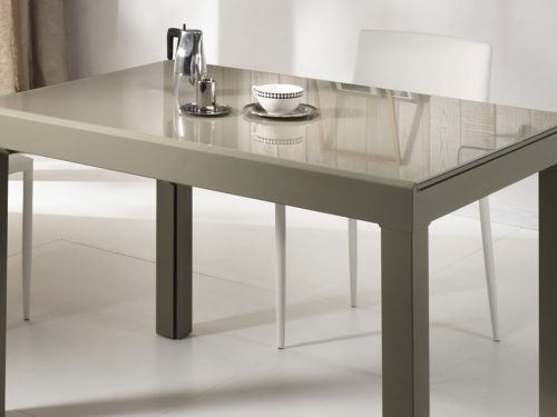 <? echo get_the_title(); ?>