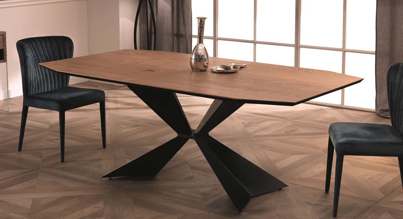 <? echo get_the_title(); ?>