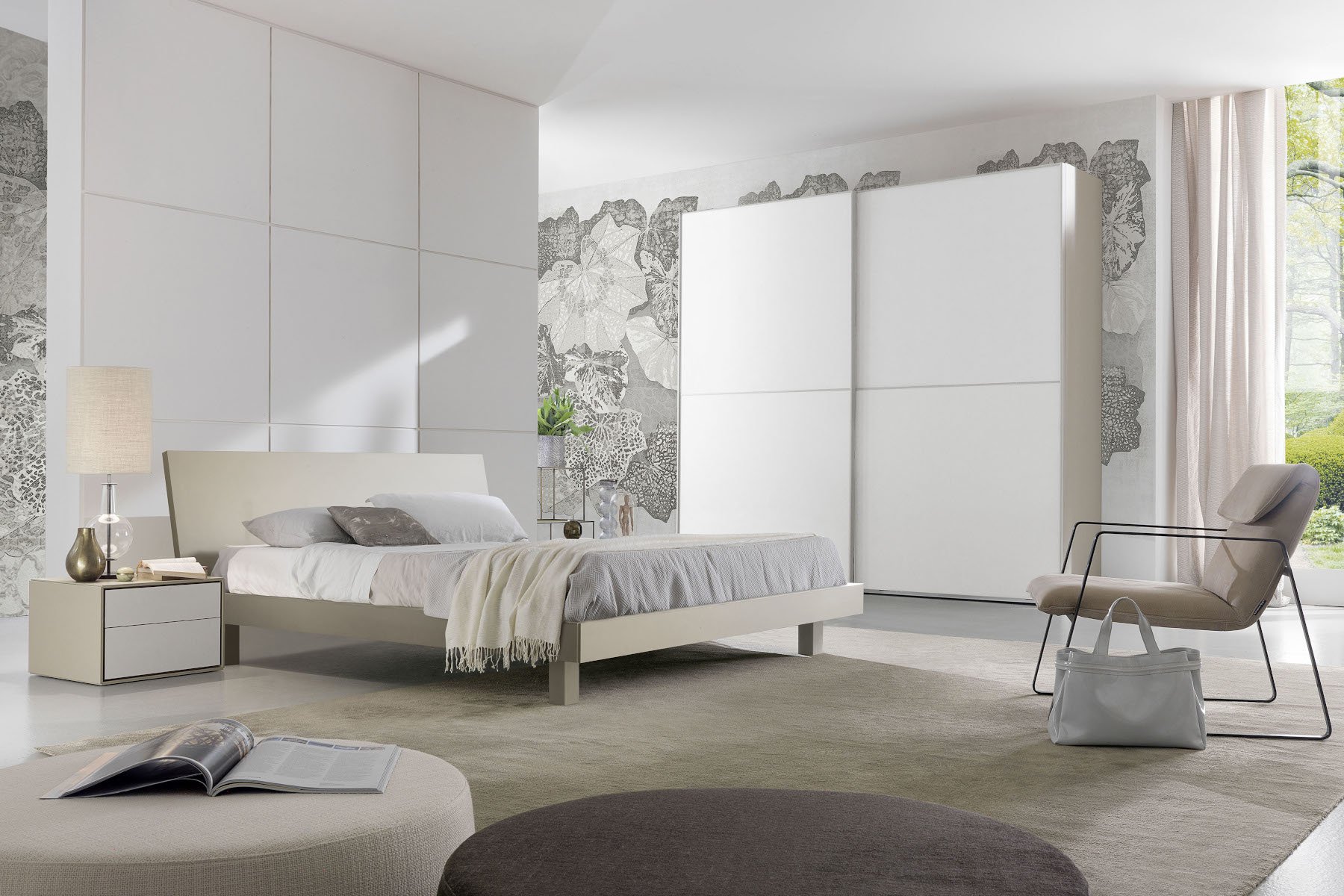 <? echo get_the_title(); ?>