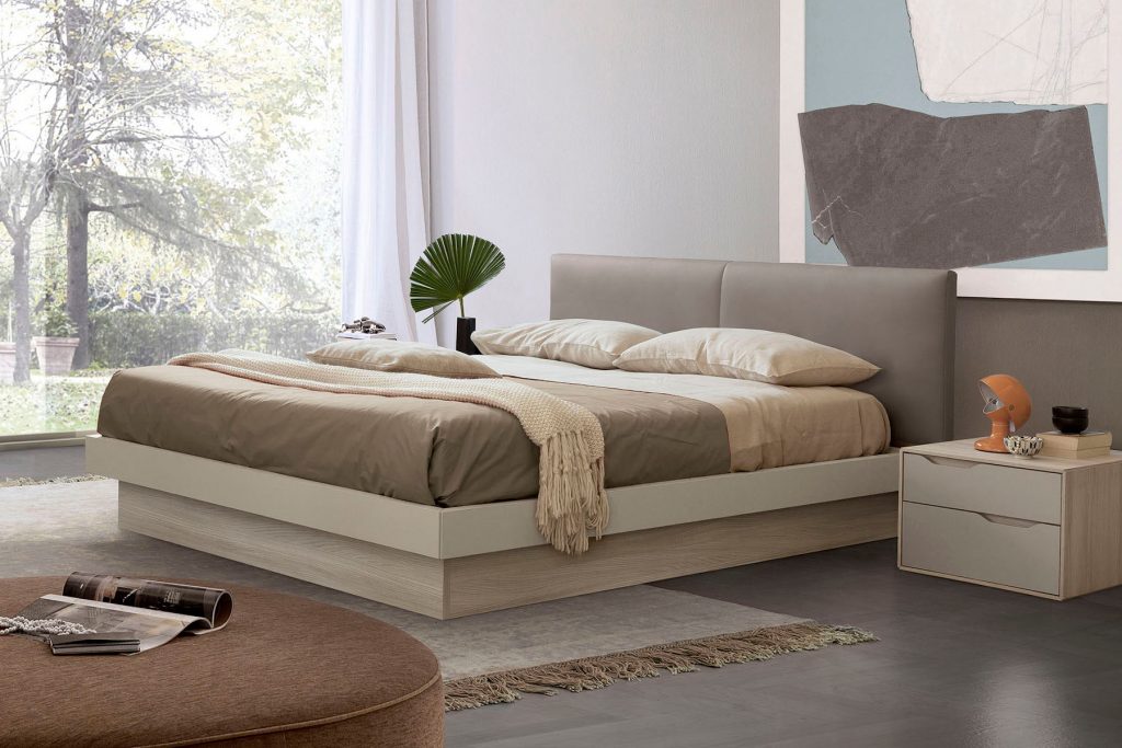 <? echo get_the_title(); ?>