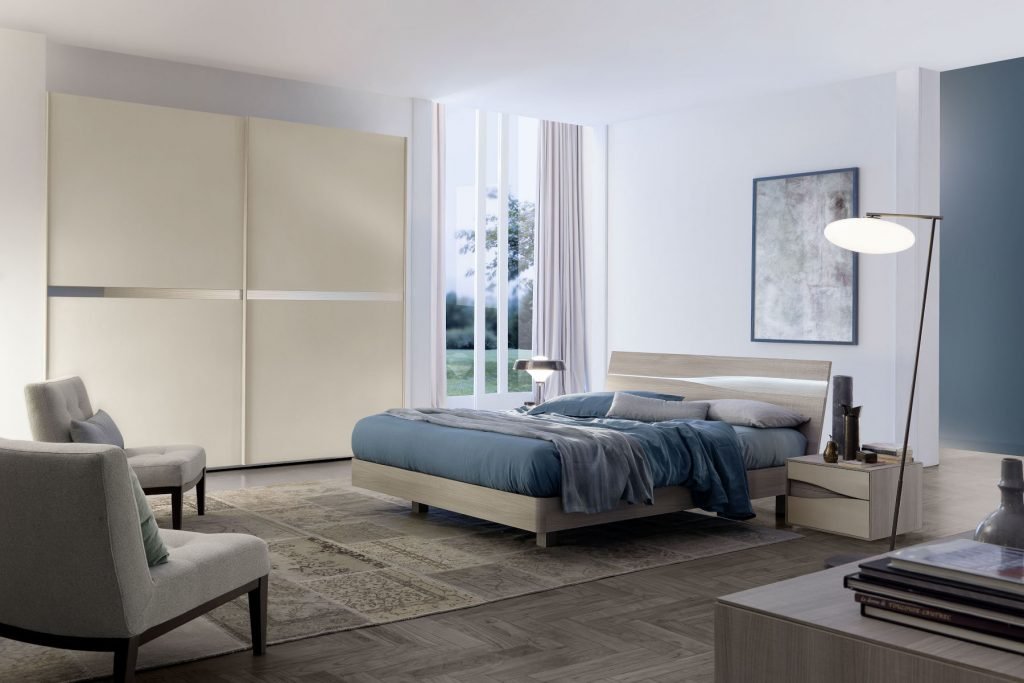 <? echo get_the_title(); ?>