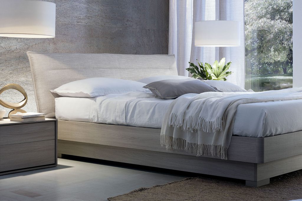 <? echo get_the_title(); ?>