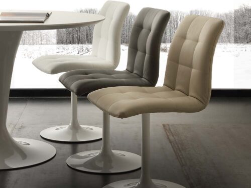 <? echo get_the_title(); ?>