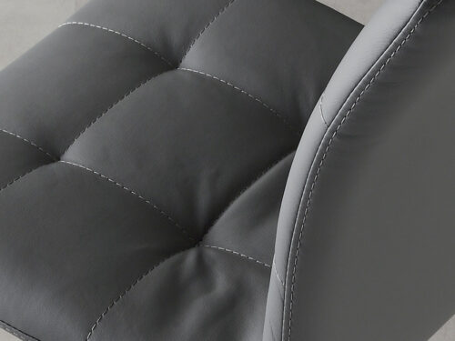 <? echo get_the_title(); ?>